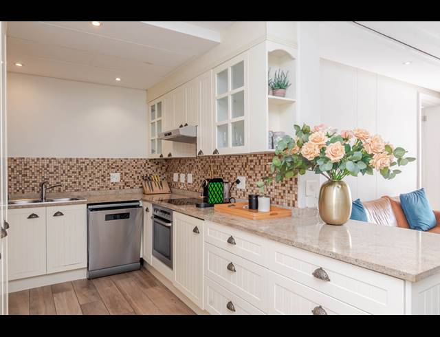 2 BEDROOM APARTMENT FOR SALE IN WATERFRONT